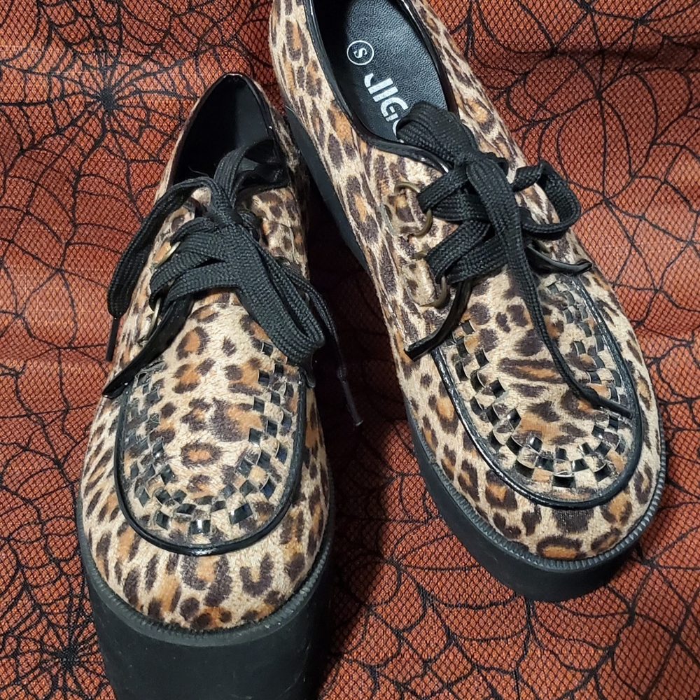 ⭐️SOLD⭐️⚠️COPY⚠️ GYARU - Platform Oxford - JIGGY - COPY